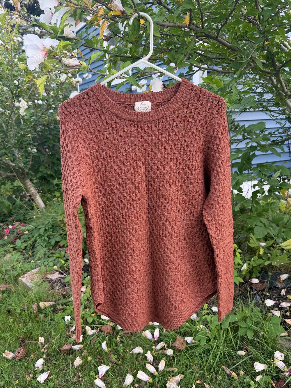 St. John's Bay Textured Crewneck Sweater in Rusty Brown burnt orange color M